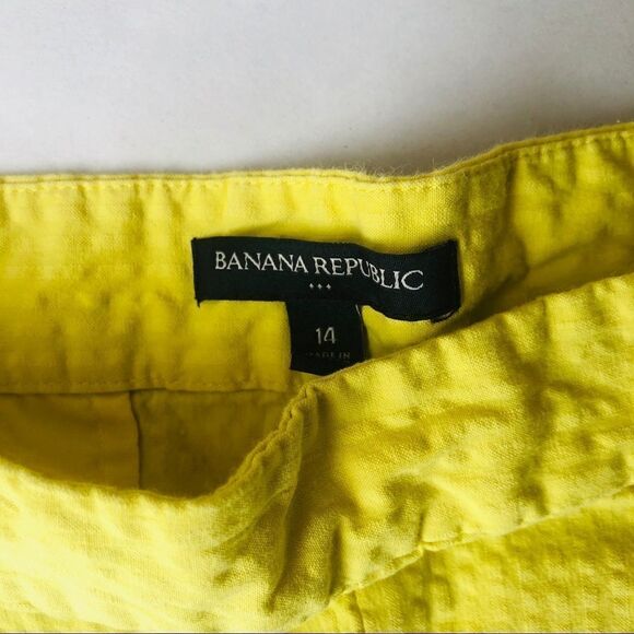 Banana Republic Pleated front Shorts size 14 - Picture 4 of 6